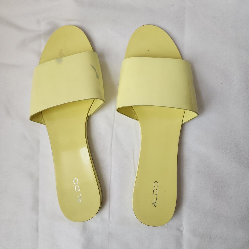 ALDO Yellow Slide Sandals Women's Size 9 | Minimalist Y2K Summer Slip-Ons
